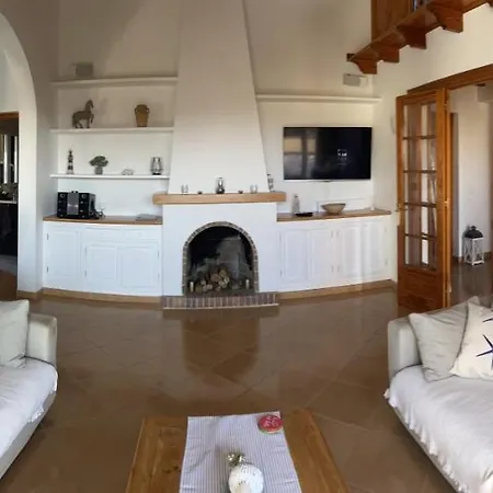 Quatre Vents Villa *